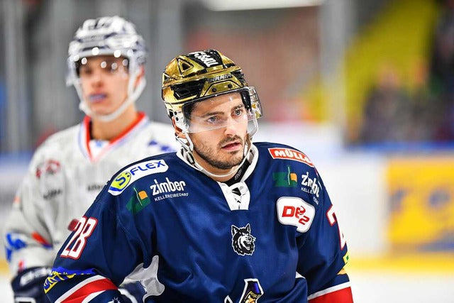 Entfesseln Sie Ihr Potenzial: Die Vorteile von individuell angepasster Eishockeyausrüstung