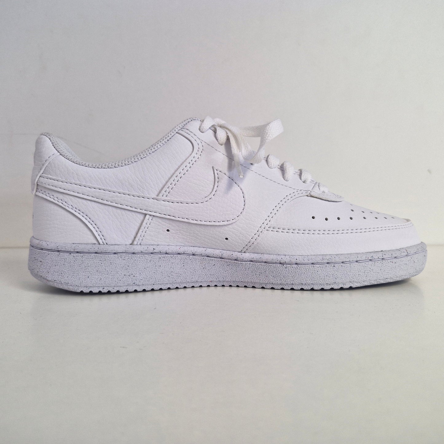EHC Freiburg x Nike Sneaker ~ White Edition
