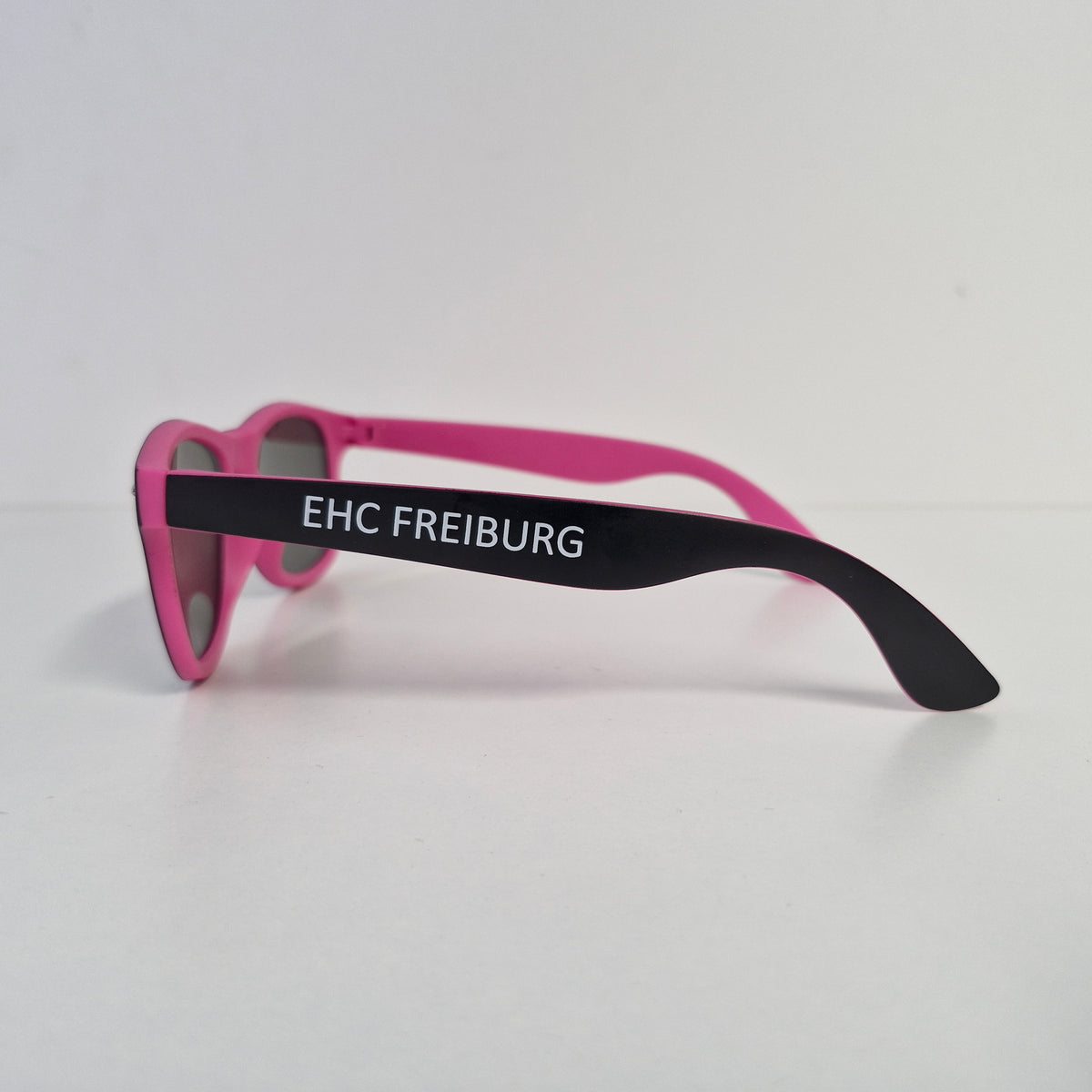 Sonnenbrille EHC Freiburg ~ schwarz-pink